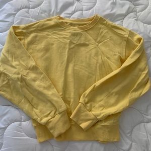 Yellow sweatshirt